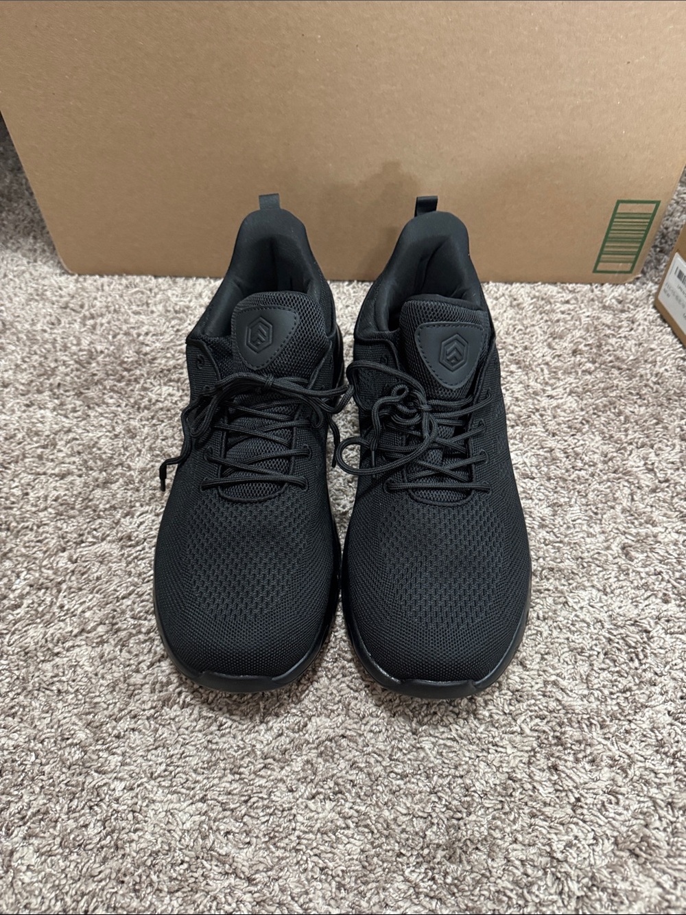 Men's Black None Slip Sneaker (slip and oil resistant)